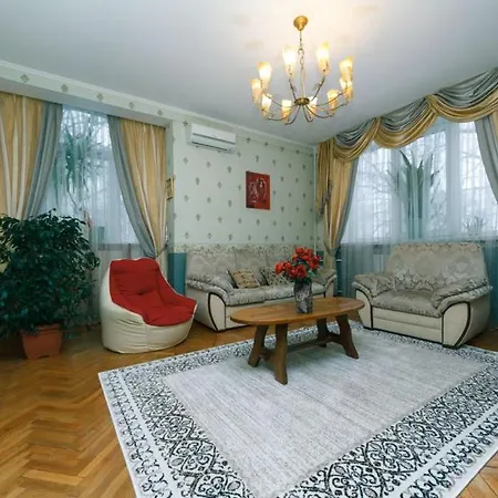 Three-room At The Polytechnic Institute